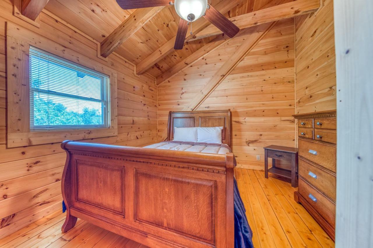 Majestic Lakefront Lodge Sevierville Exteriör bild