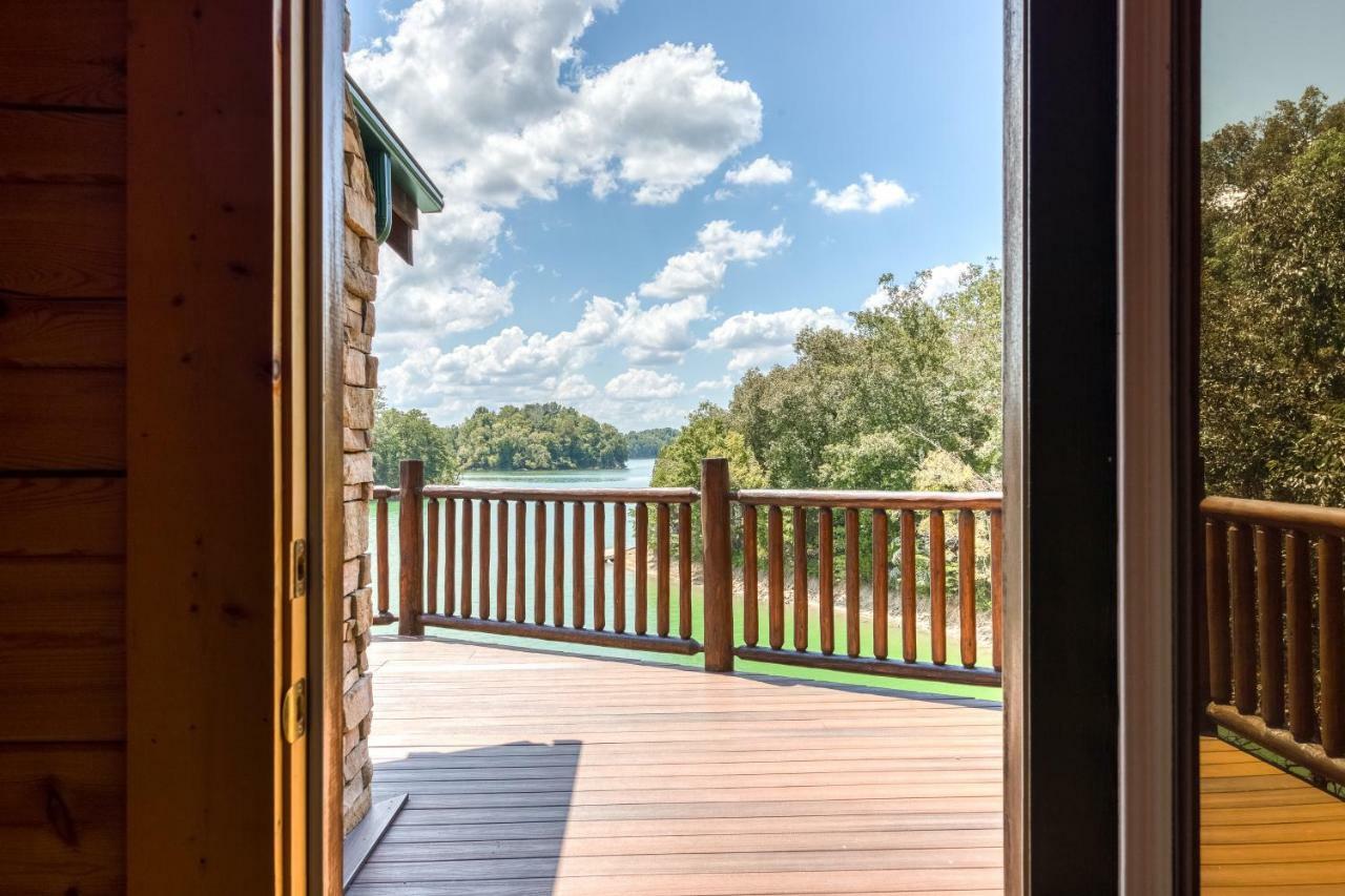 Majestic Lakefront Lodge Sevierville Exteriör bild