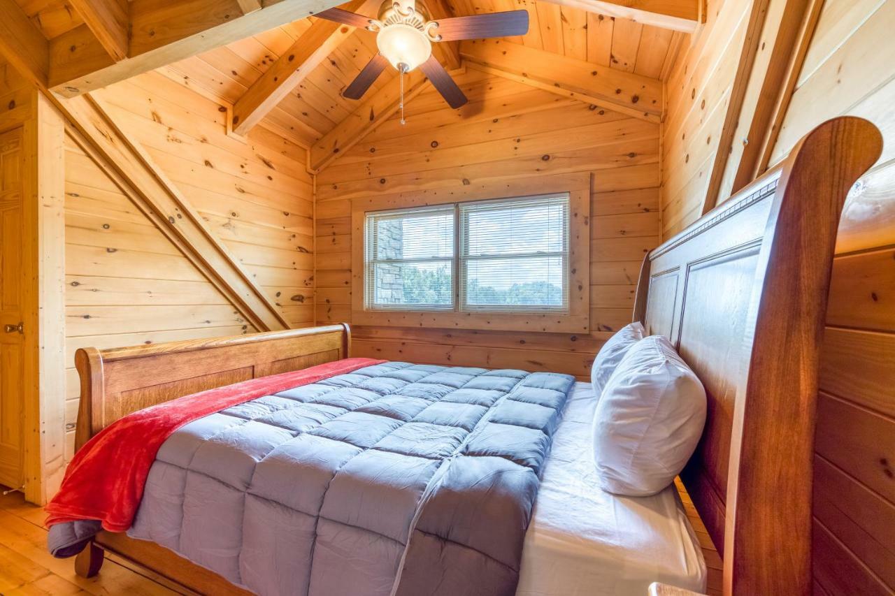 Majestic Lakefront Lodge Sevierville Exteriör bild