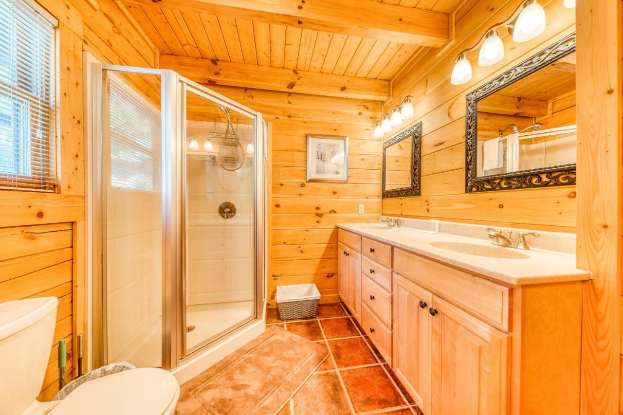 Majestic Lakefront Lodge Sevierville Exteriör bild