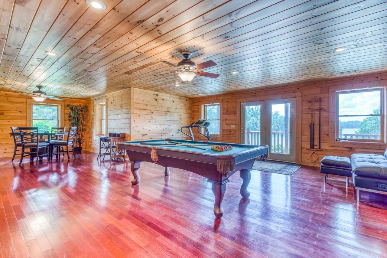 Majestic Lakefront Lodge Sevierville Exteriör bild